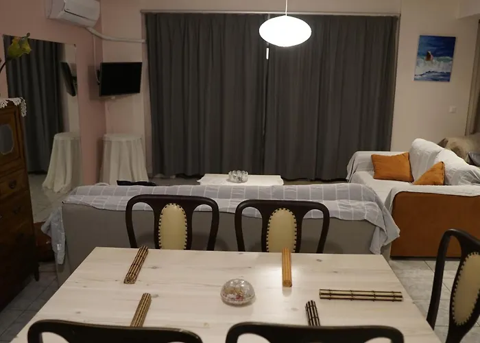 Romanos Апартаменты Патра