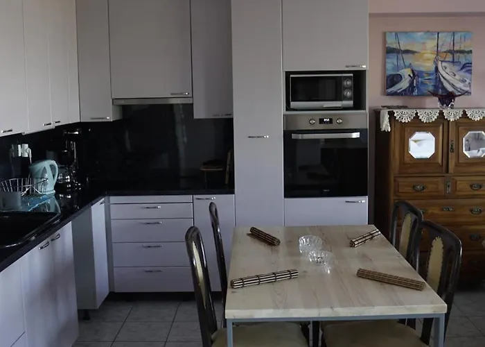 Romanos Lägenhet Patras